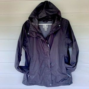 White Sierra Rain Jacket Size L